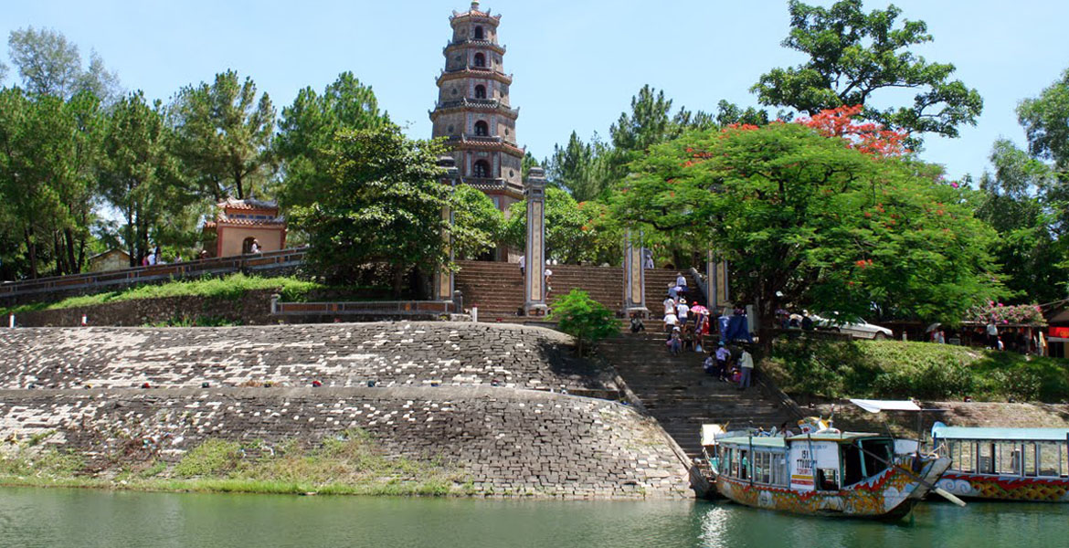 Highlight Vietnam Tour Package